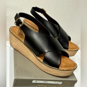 Pierre Dumas Black Wedges